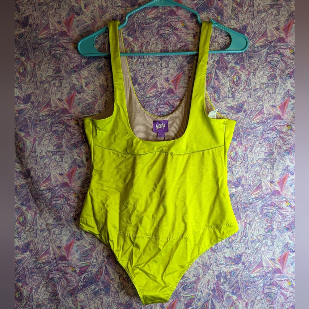 Neon Green Yitty Fabletics Brand Thong Shapewear, Never been Worn NWT
